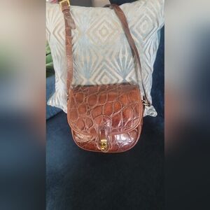 Vintage Dooney & Bourke - classic!